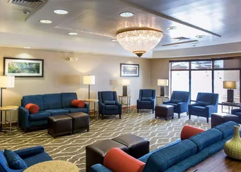 Comfort Inn Ottawa Kansas hotel thumbnail 2