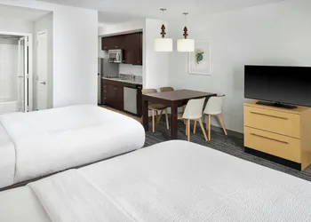 TownePlace Suites Lawrence Downtown hotel thumbnail 8