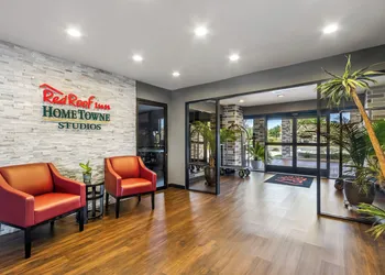 HomeTowne Studios by Red Roof Ridgecrest hotel thumbnail 5
