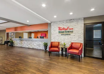 HomeTowne Studios by Red Roof Ridgecrest hotel thumbnail 6