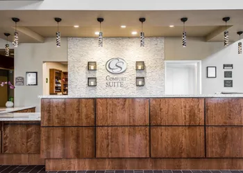Comfort Suites Woodland - Sacramento Airport hotel thumbnail 3