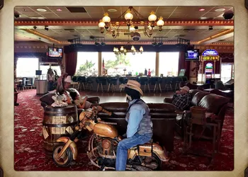 Longstreet Inn & Casino hotel thumbnail 2