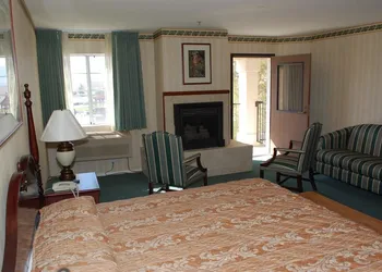 Longstreet Inn & Casino hotel thumbnail 5