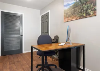 Eagle's Den Suites Big Spring a Travelodge by Wyndham hotel thumbnail 2