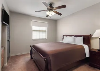 Eagle's Den Suites Big Spring a Travelodge by Wyndham hotel thumbnail 5