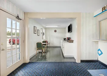 Americas Best Value Inn Roxboro hotel thumbnail 2