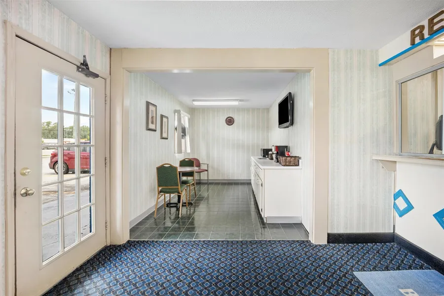Americas Best Value Inn Roxboro hotel detail image 2