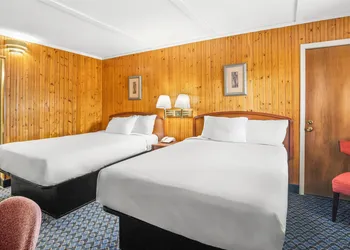 Americas Best Value Inn Roxboro hotel thumbnail 7