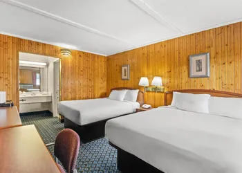 Americas Best Value Inn Roxboro hotel thumbnail 8