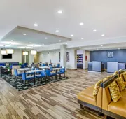 La Quinta Inn & Suites by Wyndham Karnes City - Kenedy hotel detail image 5