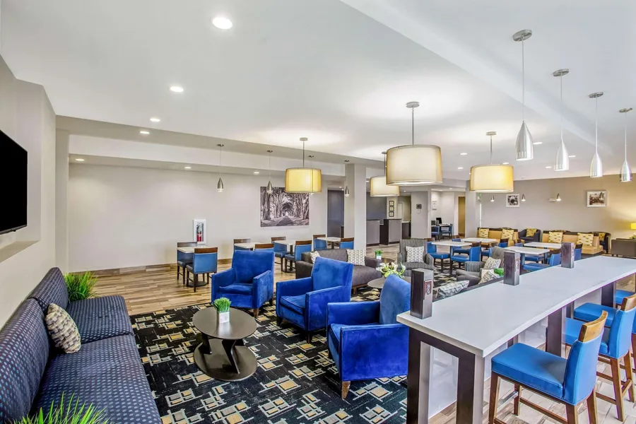 La Quinta Inn & Suites by Wyndham Karnes City - Kenedy hotel detail image 6