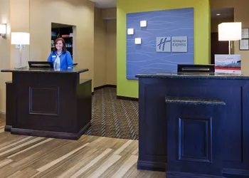 Holiday Inn Express Hotel & Suites Fort Dodge by IHG hotel thumbnail 3