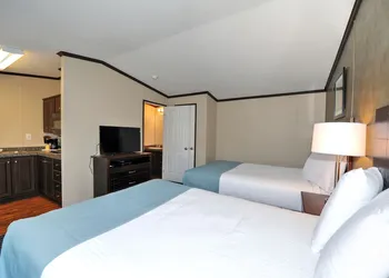 Instalodge Hotel And Suites hotel thumbnail 7