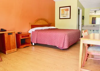 Tropicana Motel hotel thumbnail 5
