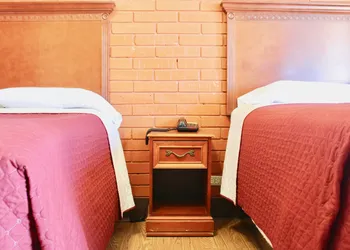 Tropicana Motel hotel thumbnail 7