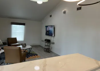 Garden Inn & Suite hotel thumbnail 4