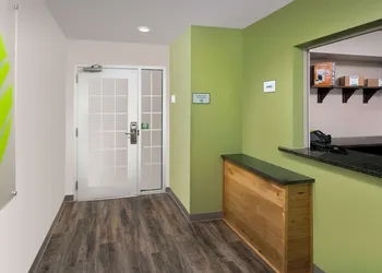 WoodSpring Suites Allentown Bethlehem hotel thumbnail 2