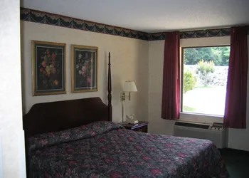 Americas Best Value Inn & Suites Sheridan hotel thumbnail 3