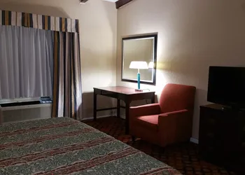 Executive Inn and Suites Waxahachie hotel thumbnail 7