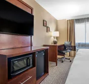 Comfort Inn & Suites Leeds I-20 hotel detail image 4