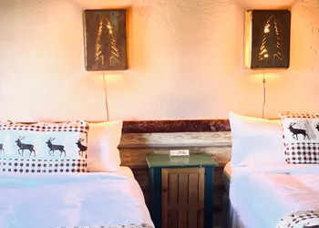 Tioga Lodge At Mono Lake hotel thumbnail 7