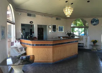 Applegate Inn hotel thumbnail 2
