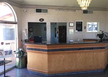Applegate Inn hotel thumbnail 4