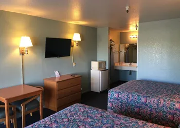 Applegate Inn hotel thumbnail 6
