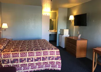 Applegate Inn hotel thumbnail 8