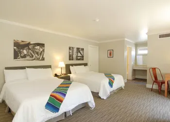 Palm Canyon Hotel & RV Resort hotel thumbnail 4