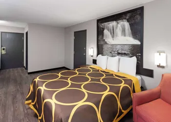 Super 8 by Wyndham Olney hotel thumbnail 8