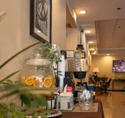 GreenTree Inn & Suites Alhambra hotel detail image 3