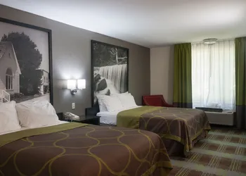 Super 8 by Wyndham Arkansas City KS hotel thumbnail 6