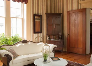 The Denny House hotel thumbnail 4