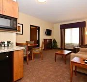 Best Western Plus Carousel Inn & Suites hotel detail image 5