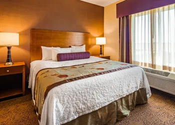 Best Western Plus Carousel Inn & Suites hotel thumbnail 7