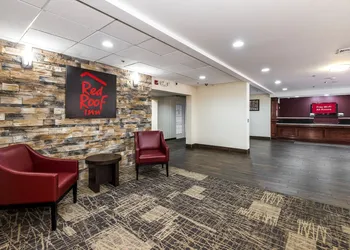 Red Roof Inn Hartford - New Britain hotel thumbnail 2