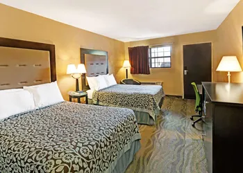 Days Inn by Wyndham Cherokee Near Casino hotel thumbnail 3