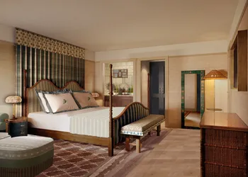 Faraway Sag Harbor hotel thumbnail 3