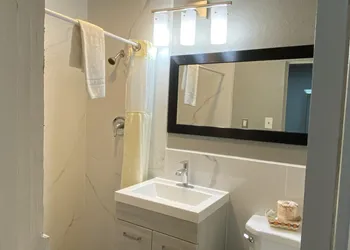 Budget Inn hotel thumbnail 8