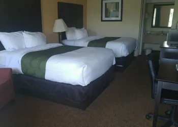Quality Inn & Suites Covington hotel thumbnail 4