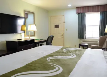 Quality Inn & Suites Covington hotel thumbnail 8