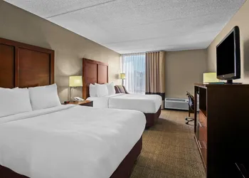 Comfort Inn Cranberry Township hotel thumbnail 8