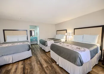 River Oak Inn hotel thumbnail 4