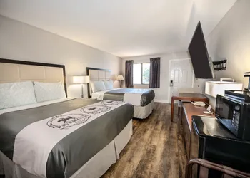 River Oak Inn hotel thumbnail 7