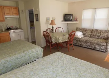 Sifting Sands Motel hotel thumbnail 4