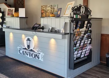 The Canyon Motel hotel thumbnail 3