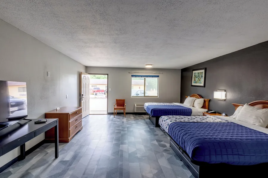 Freer Executive Inn and Studios hotel detail image 6