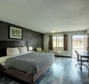 Freer Executive Inn and Studios hotel detail image 7