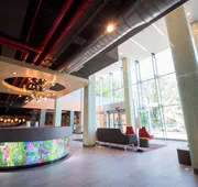 Aloft New York LaGuardia Airport hotel detail image 3